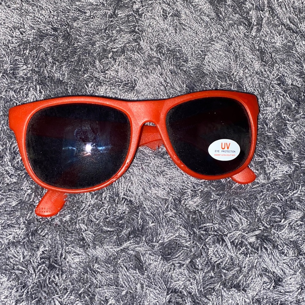 Captain Morgan Red sunglasses